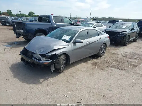 KMHLS4DG2SU952169 2025 HYUNDAI ELANTRA - Image 2