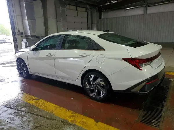 KMHLS4DG2SU972258 2025 HYUNDAI ELANTRA - Image 2