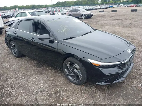 KMHLS4DG3RU647757 2024 HYUNDAI ELANTRA - Image 1