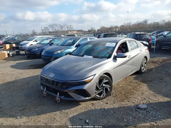 KMHLS4DG3RU651579 2024 HYUNDAI ELANTRA - Image 2