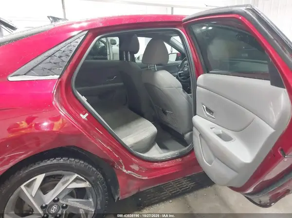 KMHLS4DG3RU674750 2024 HYUNDAI ELANTRA - Image 8