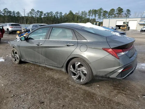 KMHLS4DG3RU686381 2024 HYUNDAI ELANTRA - Image 2