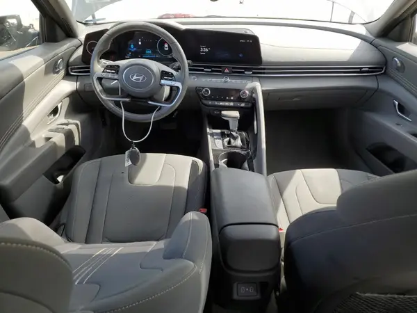 KMHLS4DG3RU717919 2024 HYUNDAI ELANTRA - Image 8