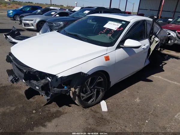 KMHLS4DG3RU718259 2024 HYUNDAI ELANTRA - Image 2