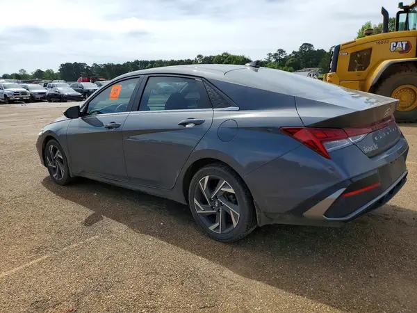 KMHLS4DG3RU720285 2024 HYUNDAI ELANTRA - Image 2