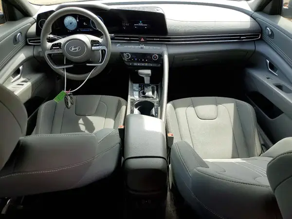 KMHLS4DG3RU720285 2024 HYUNDAI ELANTRA - Image 8