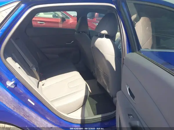 KMHLS4DG3RU727771 2024 HYUNDAI ELANTRA - Image 8