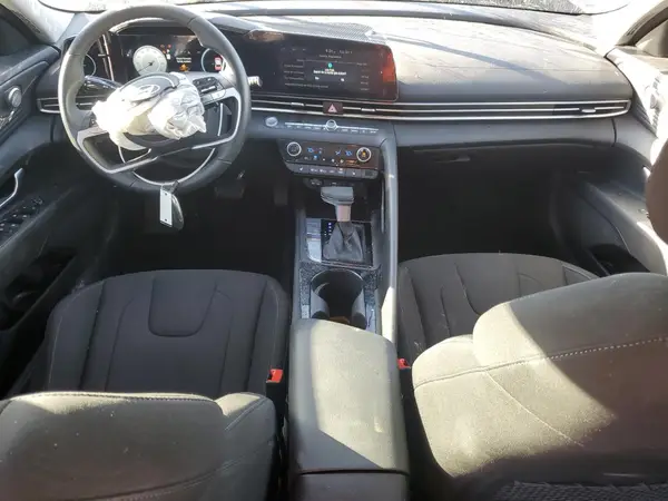 KMHLS4DG3RU732064 2024 HYUNDAI ELANTRA - Image 8