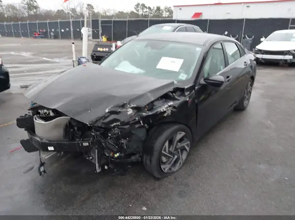 KMHLS4DG3RU732677 2024 HYUNDAI ELANTRA - Image 2