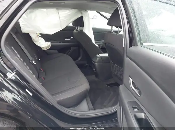 KMHLS4DG3RU732677 2024 HYUNDAI ELANTRA - Image 8