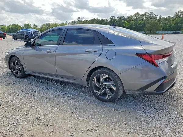 KMHLS4DG3RU746725 2024 HYUNDAI ELANTRA - Image 2