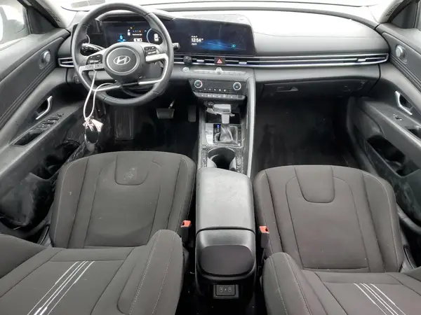 KMHLS4DG3RU747342 2024 HYUNDAI ELANTRA - Image 8