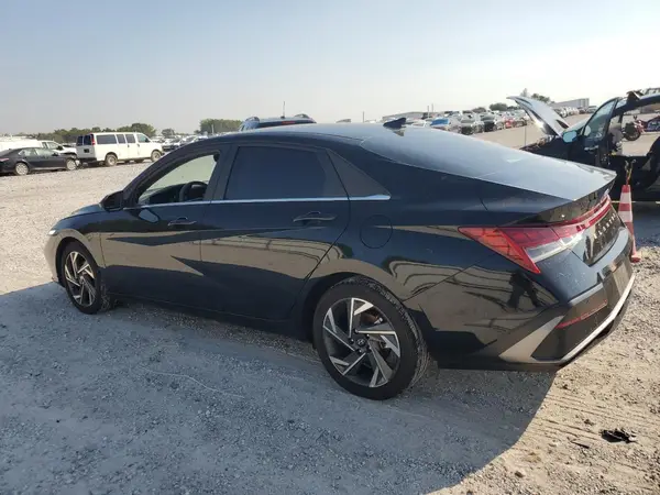 KMHLS4DG3RU757983 2024 HYUNDAI ELANTRA - Image 2