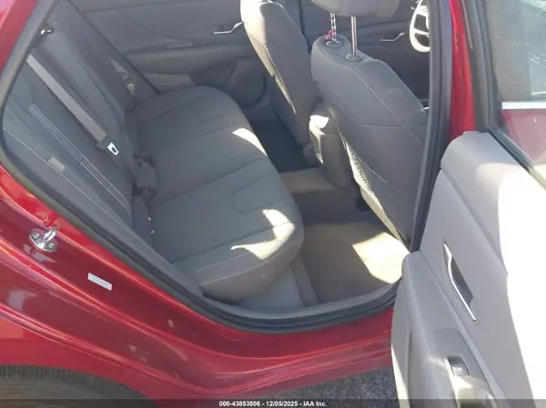 KMHLS4DG3RU758891 2024 HYUNDAI ELANTRA - Image 8