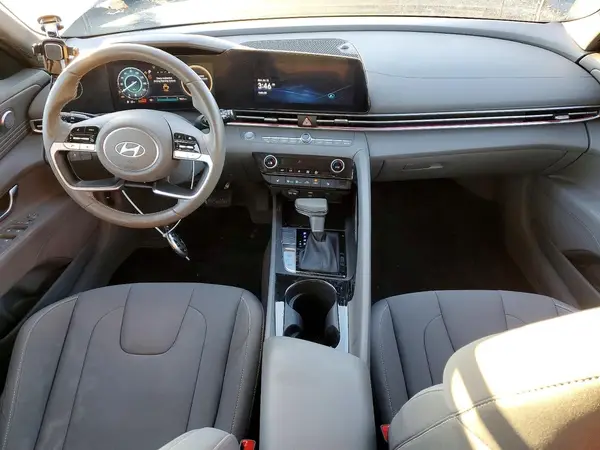 KMHLS4DG3RU759278 2024 HYUNDAI ELANTRA - Image 8
