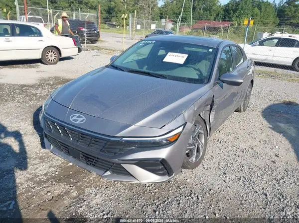 KMHLS4DG3RU759989 2024 HYUNDAI ELANTRA - Image 2