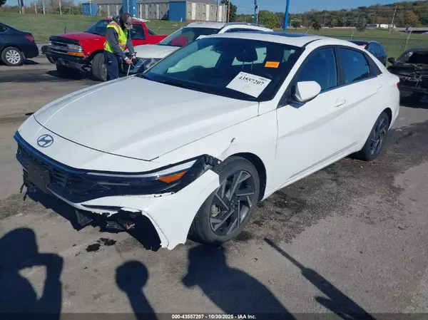 KMHLS4DG3RU770846 2024 HYUNDAI ELANTRA - Image 2