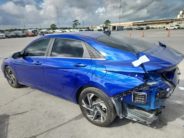KMHLS4DG3RU771186 2024 HYUNDAI ELANTRA - Image 2