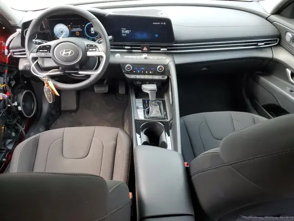 KMHLS4DG3RU787517 2024 HYUNDAI ELANTRA - Image 8
