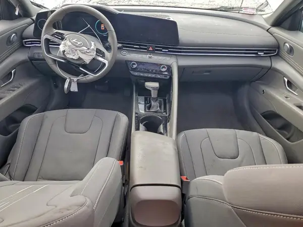 KMHLS4DG3RU797979 2024 HYUNDAI ELANTRA - Image 8