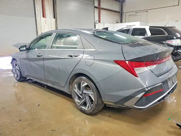 KMHLS4DG3RU812349 2024 HYUNDAI ELANTRA - Image 2
