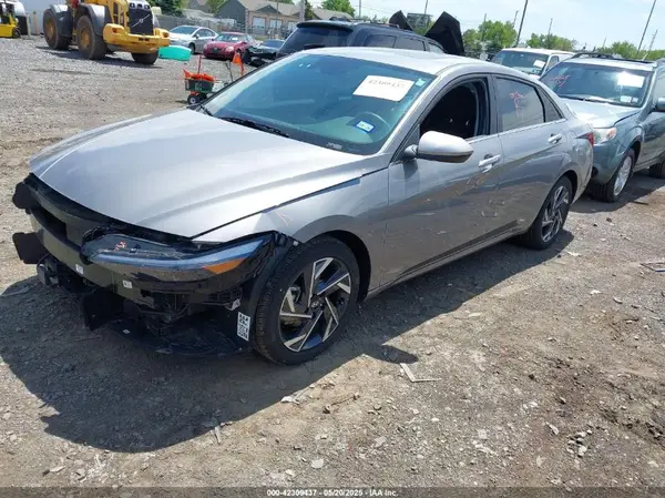 KMHLS4DG3RU836490 2024 HYUNDAI ELANTRA - Image 2