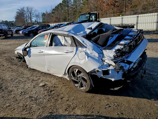 KMHLS4DG3RU841222 2024 HYUNDAI ELANTRA - Image 2