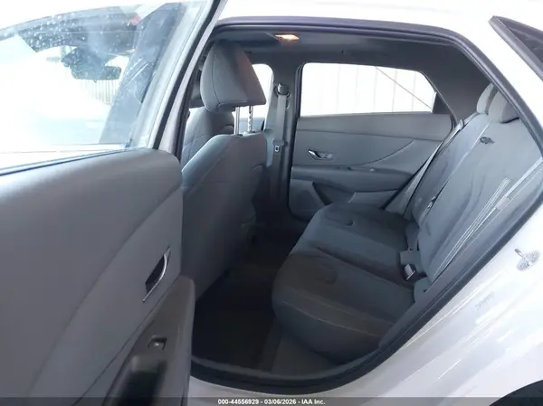 KMHLS4DG3RU851667 2024 HYUNDAI ELANTRA - Image 8
