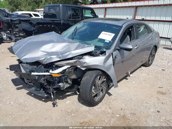 KMHLS4DG3SU002287 2025 HYUNDAI ELANTRA - Image 2