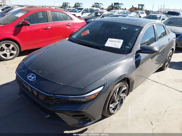 KMHLS4DG3SU034544 2025 HYUNDAI ELANTRA - Image 2