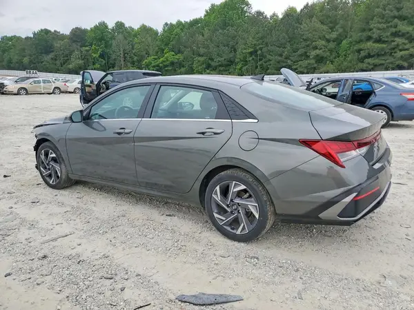KMHLS4DG3SU038044 2025 HYUNDAI ELANTRA - Image 2
