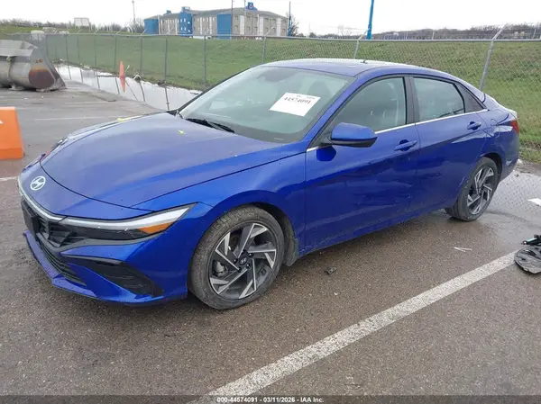 KMHLS4DG3SU038867 2025 HYUNDAI ELANTRA - Image 2