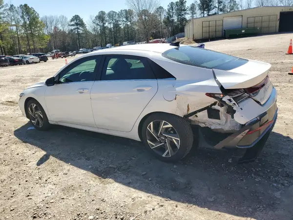 KMHLS4DG3SU856356 2025 HYUNDAI ELANTRA - Image 2