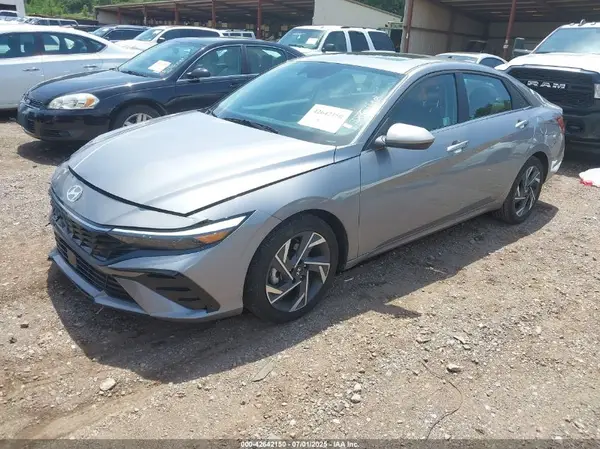 KMHLS4DG3SU872301 2025 HYUNDAI ELANTRA - Image 2