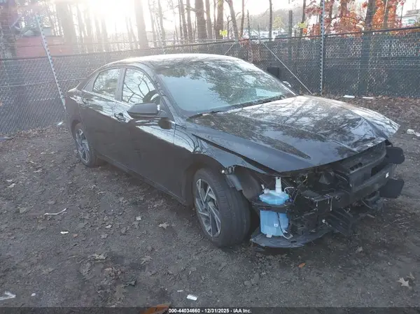 KMHLS4DG3SU882925 2025 HYUNDAI ELANTRA - Image 1