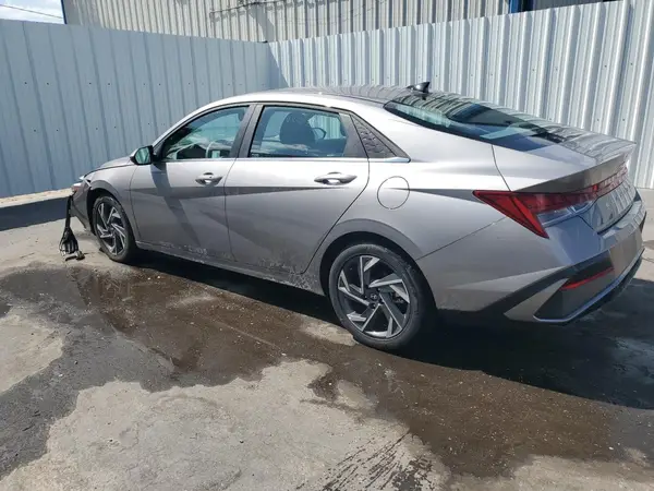 KMHLS4DG3SU885551 2025 HYUNDAI ELANTRA - Image 2