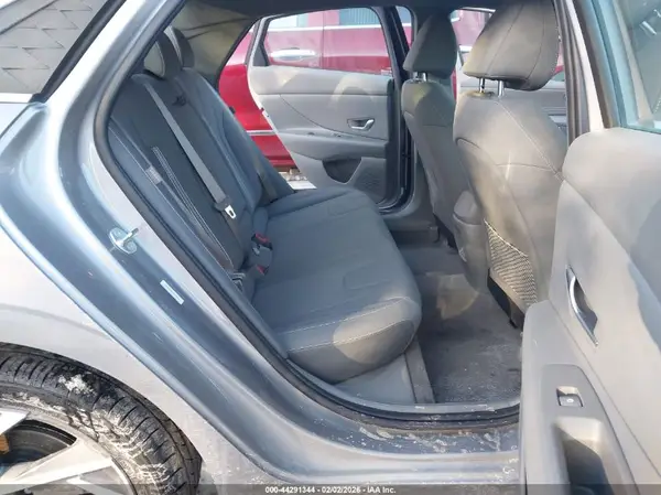 KMHLS4DG3SU893049 2025 HYUNDAI ELANTRA - Image 8