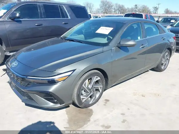 KMHLS4DG3SU901523 2025 HYUNDAI ELANTRA - Image 2