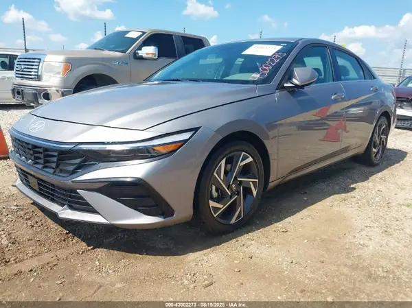 KMHLS4DG3SU906933 2025 HYUNDAI ELANTRA - Image 2