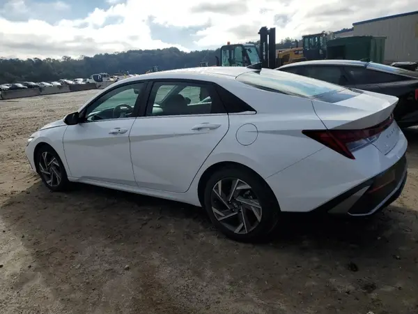 KMHLS4DG3SU907760 2025 HYUNDAI ELANTRA - Image 2