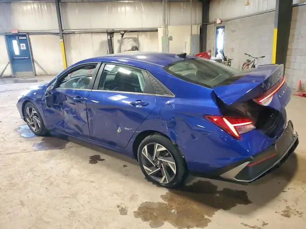 KMHLS4DG3SU909220 2025 HYUNDAI ELANTRA - Image 2