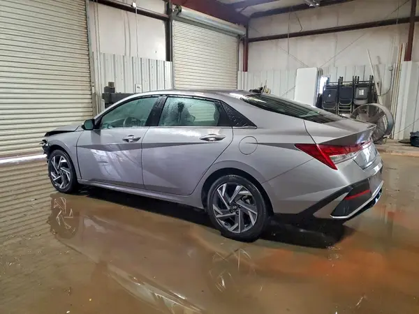 KMHLS4DG3SU913266 2025 HYUNDAI ELANTRA - Image 2