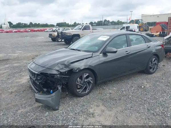 KMHLS4DG3SU919004 2025 HYUNDAI ELANTRA - Image 2