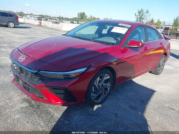 KMHLS4DG3SU924820 2025 HYUNDAI ELANTRA - Image 2