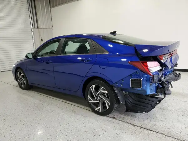 KMHLS4DG3SU926177 2025 HYUNDAI ELANTRA - Image 2