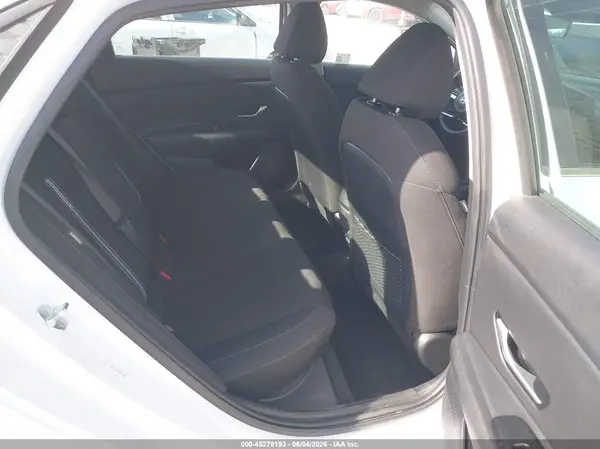 KMHLS4DG3SU927586 2025 HYUNDAI ELANTRA - Image 8