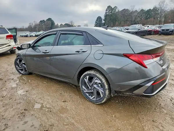 KMHLS4DG3SU941858 2025 HYUNDAI ELANTRA - Image 2