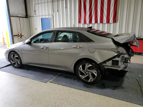 KMHLS4DG3SU945120 2025 HYUNDAI ELANTRA - Image 2