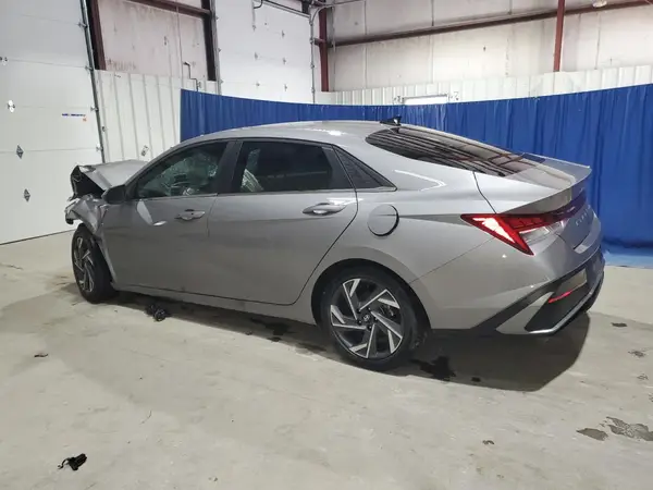 KMHLS4DG3SU945912 2025 HYUNDAI ELANTRA - Image 2