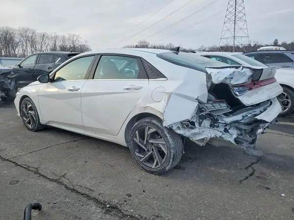 KMHLS4DG3SU948213 2025 HYUNDAI ELANTRA - Image 2